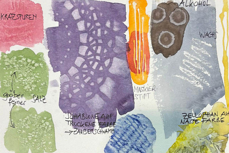 Aquarell-Techniken – Schablone, Zellophan und Zauberschwamm, gezeigt im Aquarell-Malkurs in Wien von Maria Erlebach